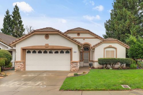 5224 Dreamgarden Loop, Roseville, CA, 95747-8221 | Card Image