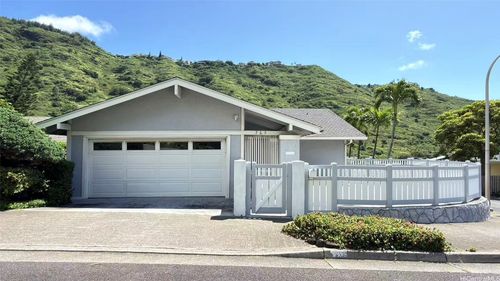 769 Ainapo St, Honolulu, HI, 96825-1044 | Card Image