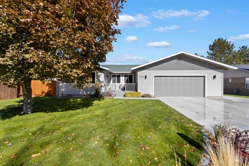 2545 Eastgate Dr, Twin Falls, ID, 83301-7553 | Card Image