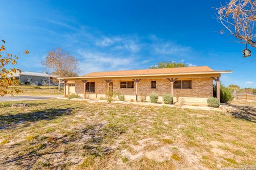 171 Big Oak Dr, Adkins, TX, 78101-2724 | Card Image