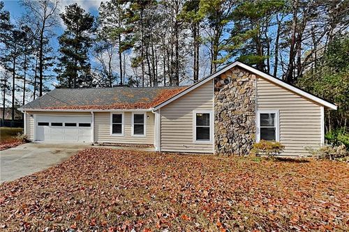 5359 Stafford Dr Nw, Lilburn, GA, 30047-4871 | Card Image