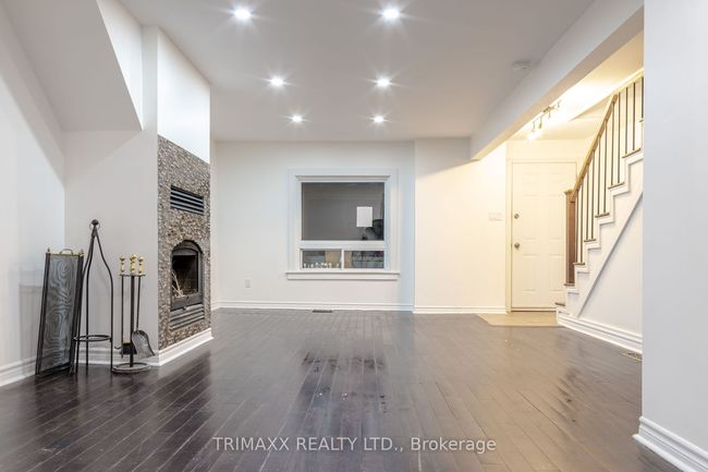 45 Chestnut St E, House other with 3 bedrooms, 2 bathrooms and 2 parking in Saint Catharines ON | Image 6