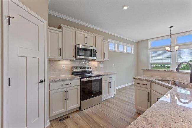 451 Valhalla Court, Condo with 3 bedrooms, 3 bathrooms and null parking in Turtle Creek Twp OH | Image 8