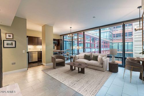 305-4808 N 24th St, Phoenix, AZ, 85016-4842 | Card Image