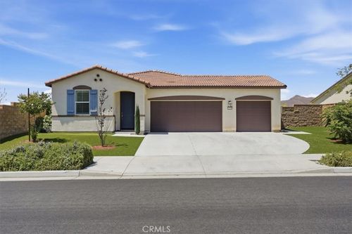 32350 Iron Trail Rd, Winchester, CA, 92596-7647 | Card Image
