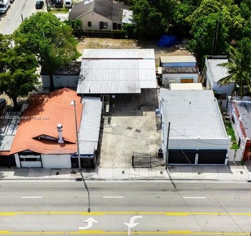 3002 Nw 7th Ave, Miami, FL, 33127-3624 | Card Image