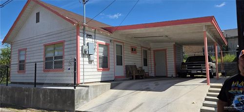 408 E 3rd St, Rio Grande City, TX, 78582-3824 | Card Image