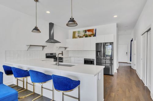 409 35th Ave N, Nashville, TN, 37209 | Card Image