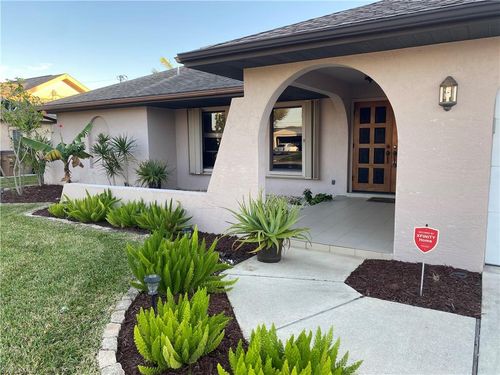 534 Se 34th Ter, Cape Coral, FL, 33904 | Card Image