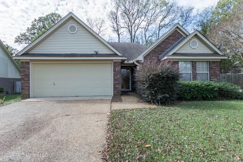 17 Peppermill Dr, Madison, MS, 39110-9743 | Card Image