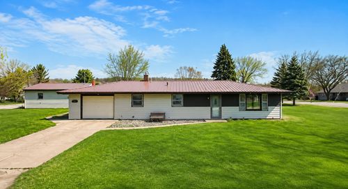 202 7th St, Pepin, WI, 54759-3622 | Card Image