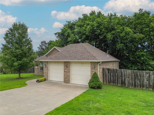 696 E Thornstone Ave, West Fork, AR, 72774-3249 | Card Image