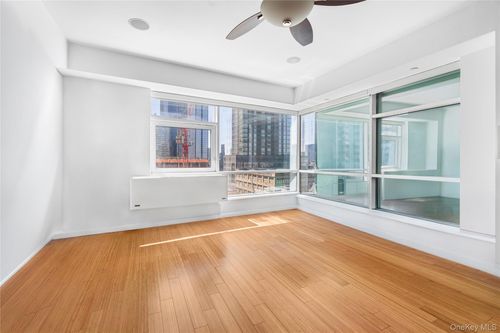 unit-7a-2415 Queens Plz N, Long Island City, NY, 11101-4015 | Card Image