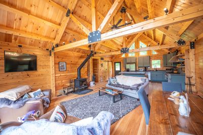 6 Rose Brook Lane, House other with 4 bedrooms, 3 bathrooms and null parking in Wilmington VT | Image 2