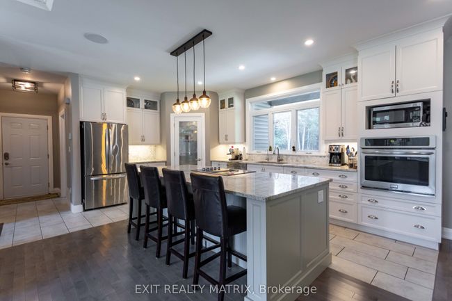 2070 8 Th Line Rd, House other with 5 bedrooms, 4 bathrooms and 8 parking in Metcalfe ON | Image 9