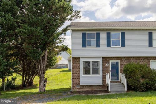 110 Lakeridge Dr, STEPHENS CITY, VA, 22655-3538 | Card Image