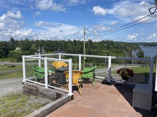 10471 Highway 16, House other with 2 bedrooms, 3 bathrooms and null parking in Guysborough NS | Image 4