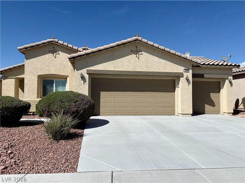 5290 E La Campana Dr, Pahrump, NV, 89061-7305 | Card Image