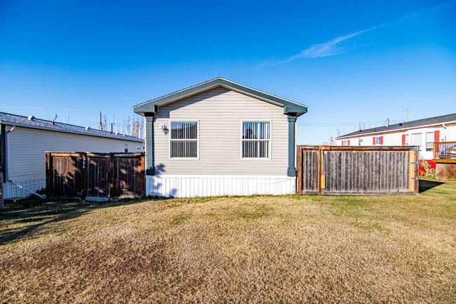 544 Queen Street, House other with 4 bedrooms, 2 bathrooms and 2 parking in Elnora AB | Image 29
