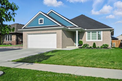 28 Weir Cres, Saint Thomas, ON, N5R0L7 | Card Image