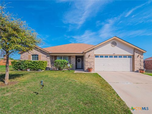 105 Lignite Dr, Jarrell, TX, 76537-1475 | Card Image