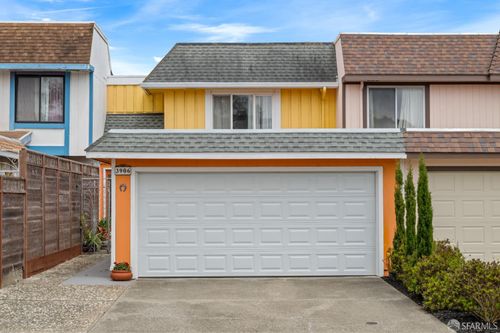 3906 Reston Ct, South San Francisco, CA, 94080-3946 | Card Image