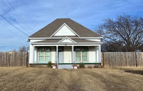 101 N Walnut Ave, Petrolia, TX, 76377 | Card Image