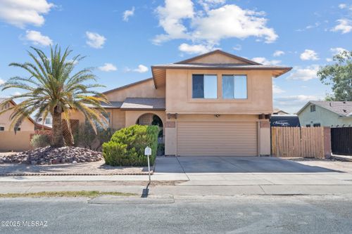 7370 S Camino Bello, Tucson, AZ, 85746-8304 | Card Image