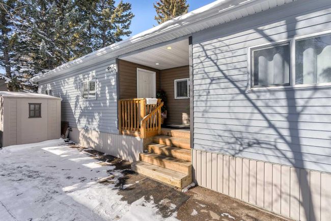 35 - 3223 83 Street Nw, Home with 2 bedrooms, 1 bathrooms and 1 parking in Calgary AB | Image 25
