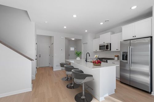 1011 130th St W, Rosemount, MN, 55068 | Card Image