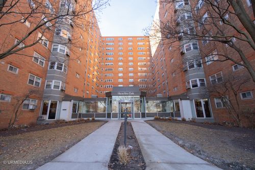 726-4970 N Marine Dr, Chicago, IL, 60640-3878 | Card Image