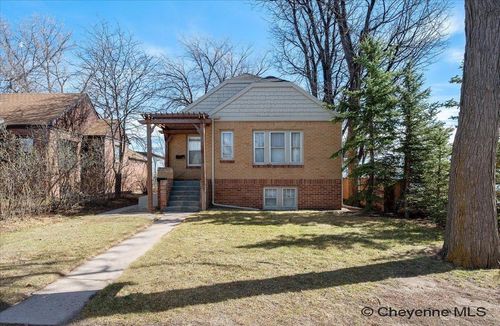 1813 E 19th St, Cheyenne, WY, 82001-4222 | Card Image