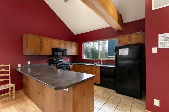 2 - 1447 Vine Road, Condo with 2 bedrooms, 1 bathrooms and 2 parking in Pemberton BC | Image 15
