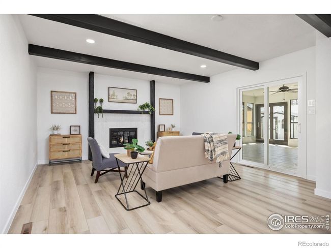 Family Room | Image 12