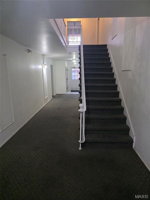 unit-g-330 Chapel Ridge Dr, Hazelwood, MO, 63042-2651 | Card Image