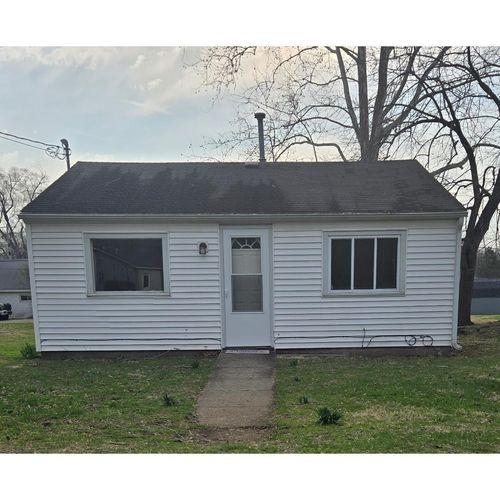 103 Market St, Williamsport, IN, 47993-1233 | Card Image
