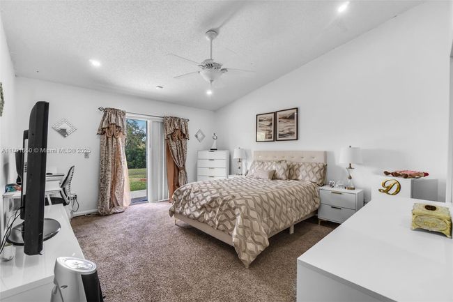 2590 Se 7 Th Pl, House other with 2 bedrooms, 2 bathrooms and null parking in HOMESTEAD FL | Image 23