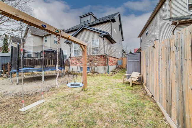 616 Frieburg Dr, House other with 5 bedrooms, 4 bathrooms and 2 parking in Waterloo ON | Image 49