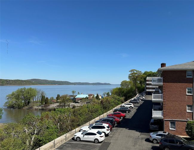APT-2C - 19 Maple Ave, Home with 1 bedrooms, 1 bathrooms and 1 parking in Hastings On Hudson NY | Image 15