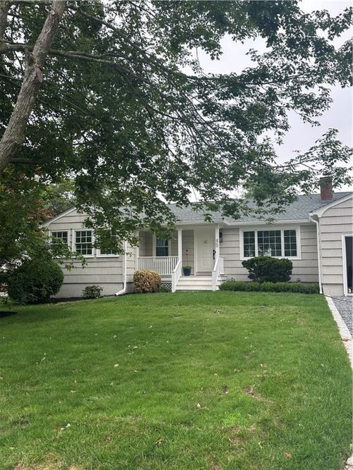 45 Chapel Rd, Barrington, RI, 02806-1938 | Card Image