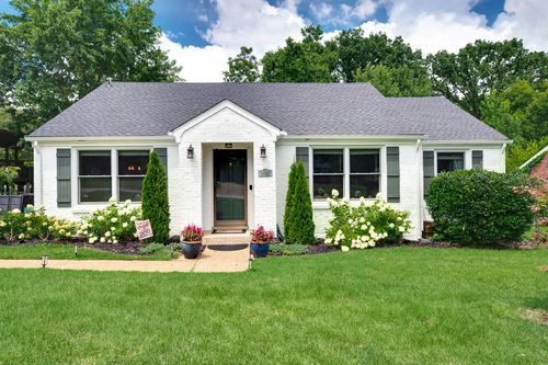 5640 Stoneway Trl, Nashville, TN, 37209-4527 | Card Image