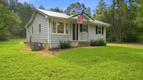 3742 Abilene Rd, Farmville, VA, 23901-5813 | Card Image