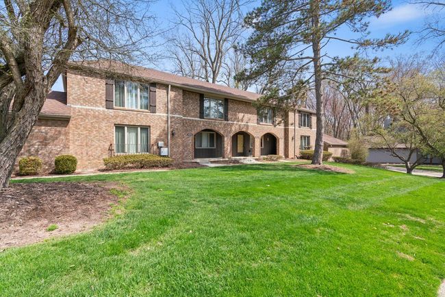 1833 Burrwood Cir, Condo with 2 bedrooms, 3 bathrooms and null parking in East Lansing MI | Image 25