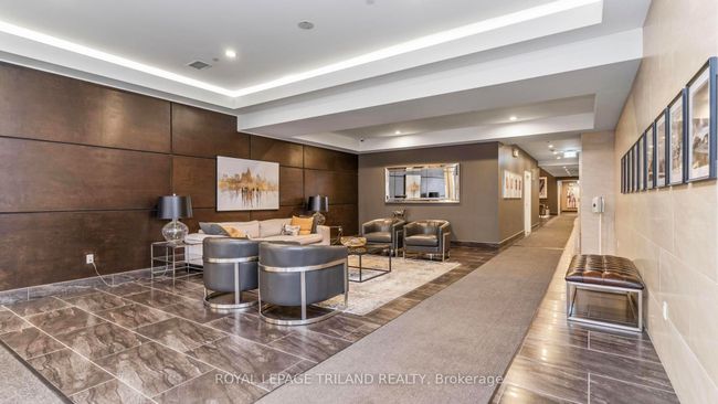 2303 - 330 Ridout St S, Condo with 2 bedrooms, 2 bathrooms and null parking in London ON | Image 6