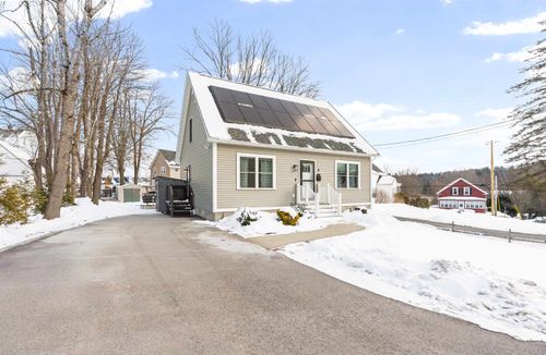 8 Charlonne St, Jaffrey, NH, 03452-6109 | Card Image