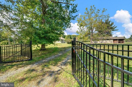 145 Hopewell Wertsville Rd, HOPEWELL, NJ, 08525-1106 | Card Image