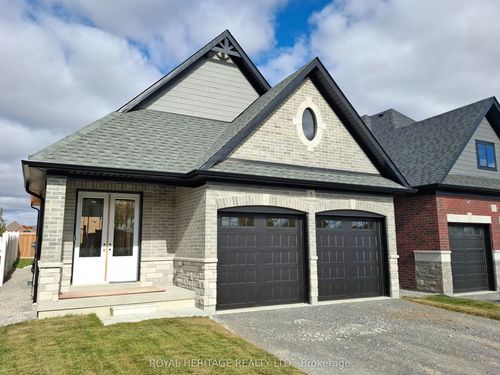 8 St Augustine Dr, Whitby, ON, L1M0L7 | Card Image