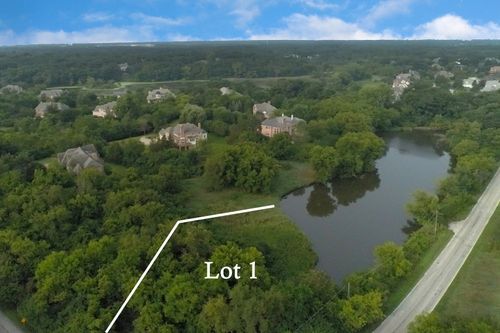 3702 Deerwood Dr, Long Grove, IL, 60047-5234 | Card Image