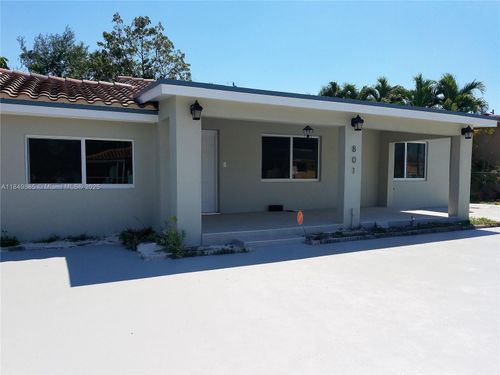801 Nw 30th Pl, Miami, FL, 33125-2941 | Card Image