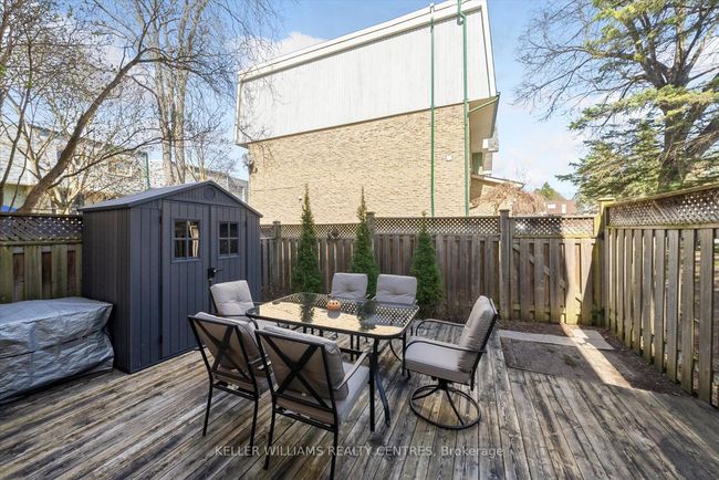 31 - 73 Poplar Cres, Condo with 5 bedrooms, 3 bathrooms and 1 parking in Aurora ON | Image 24